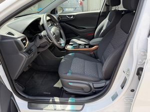 Hyundai IONIQ EV Tecno - Foto 8
