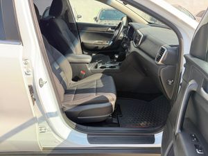 Kia Sportage 1.6 MHEV Business DCT 100kW (136CV) 4X2 - Foto 14