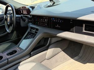 Porsche Taycan - - Foto 5