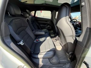 Porsche Taycan - - Foto 10