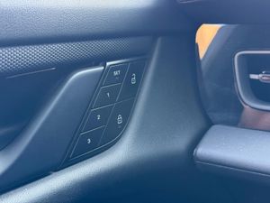 Porsche Taycan - - Foto 17