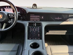 Porsche Taycan - - Foto 27