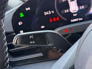 Porsche Taycan - - Foto 16
