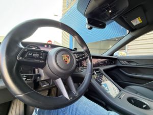 Porsche Taycan - - Foto 20