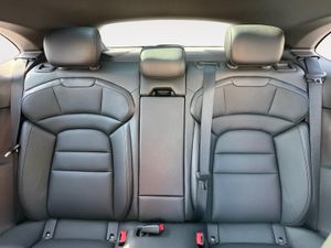 Porsche Taycan - - Foto 29