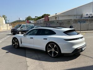 Porsche Taycan - - Foto 12