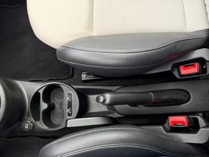Fiat 500 Club 1.0 Hybrid 51KW (70 CV) - Foto 9