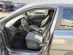 Hyundai i20 1.2 MPI 62kW (85CV) Klass - Foto 8
