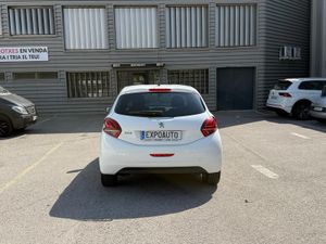 Peugeot 208 5P STYLE 1.6 BlueHDi 55KW (75CV) - Foto 4