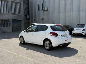 Peugeot 208 5P STYLE 1.6 BlueHDi 55KW (75CV) - Foto 3