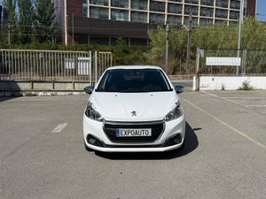 Peugeot 208 5P STYLE 1.6 BlueHDi 55KW (75CV) - Foto 7