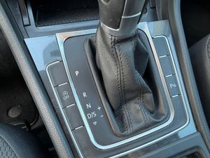 Volkswagen Golf Advance 1.4 TSI 92kW (125CV) DSG - Foto 9