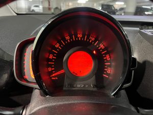Toyota Aygo 1.0 70 x-play - Foto 14