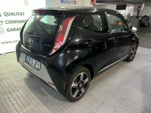 Toyota Aygo 1.0 70 x-play - Foto 18
