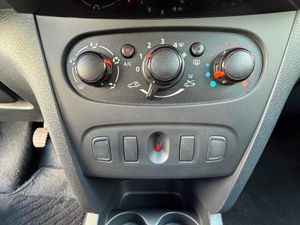 Dacia Logan Essential 1.0 55kW (75CV) - Foto 5