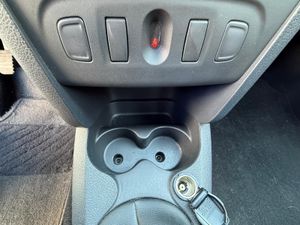 Dacia Logan Essential 1.0 55kW (75CV) - Foto 14