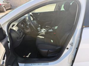 Renault Megane Limited + Blue dCi 85 kW (115CV) -SS - Foto 8