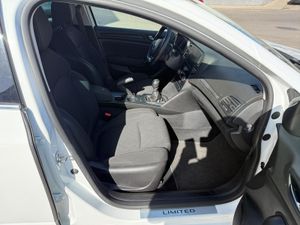 Renault Megane Limited + Blue dCi 85 kW (115CV) -SS - Foto 14