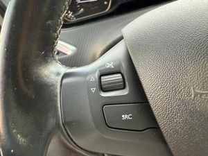 Peugeot 2008 Allure 1.6 BlueHDi 88KW (120CV) S&S - Foto 13