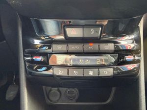 Peugeot 2008 Allure 1.6 BlueHDi 88KW (120CV) S&S - Foto 9