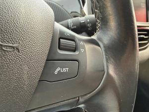 Peugeot 2008 Allure 1.6 BlueHDi 88KW (120CV) S&S - Foto 11