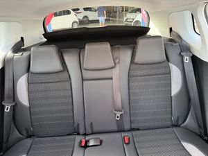 Peugeot 2008 Allure 1.6 BlueHDi 88KW (120CV) S&S - Foto 12
