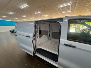 Volkswagen Transporter FURGÓN - Foto 6
