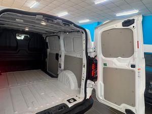 Volkswagen Transporter FURGÓN - Foto 8