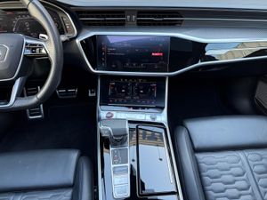 Audi A6 RS 6 Avant TFSI quattro - Foto 44