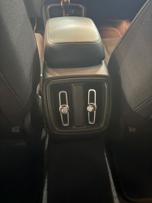 Volvo XC40 1.5 T3 Momentum Pro - Foto 16