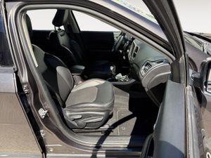 Jeep Compass 2.0 Mjet 103kW Longitude 4x4 - Foto 30