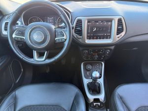 Jeep Compass 2.0 Mjet 103kW Longitude 4x4 - Foto 9