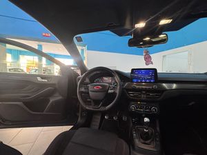 Ford Focus 1.5 Ecoboost 110kW ST-Line - Foto 26