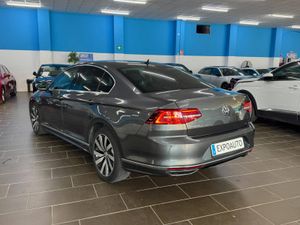 Volkswagen Passat 2.0 TDI 150cv Sport BMT DSG - Foto 7