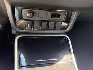 Mitsubishi Outlander 200 MPI Motion CVT 2WD 5 Plazas - Foto 6