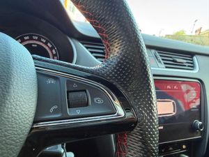 Skoda Octavia Combi 2.0 TDI CR 135kW (184CV) RS - Foto 17