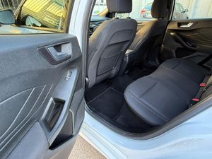Ford Focus 1.0 Ecoboost MHEV 92kW ST-Line - Foto 6