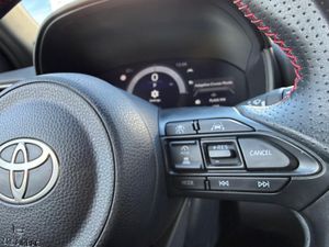 Toyota Yaris Cross 1.5 130H GR Sport - Foto 9