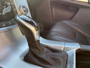 Volvo XC60 2.4 D4 AWD Momentum Auto - Foto 24