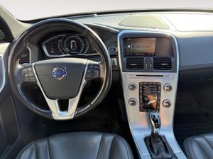 Volvo XC60 2.4 D4 AWD Momentum Auto - Foto 30