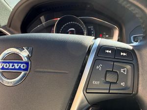 Volvo XC60 2.4 D4 AWD Momentum Auto - Foto 18