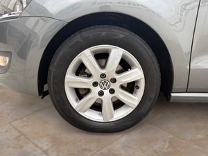 Volkswagen Polo 1.2 TSI 90cv Sport - Foto 29