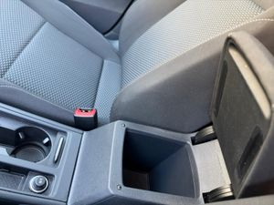 Volkswagen Golf Advance 1.5 TSI EVO 96kW (130CV) - Foto 34