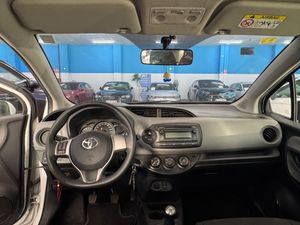Toyota Yaris 1.0 70 Active - Foto 14