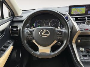 Lexus NX 2.5 300h Luxury 4WD - Foto 35