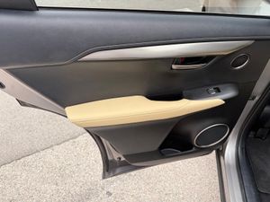 Lexus NX 2.5 300h Luxury 4WD - Foto 22