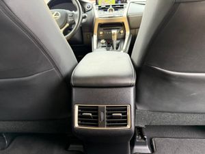 Lexus NX 2.5 300h Luxury 4WD - Foto 9