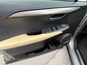 Lexus NX 2.5 300h Luxury 4WD - Foto 14