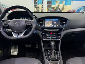 Hyundai IONIQ 1.6 GDI HEV Style DCT - Foto 15