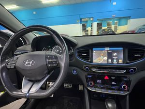 Hyundai IONIQ 1.6 GDI HEV Style DCT - Foto 18